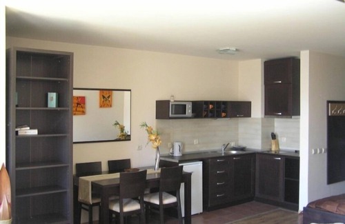 Shiligarnika Apartment | Bansko Studio Apartment (Sleeps Up to 4 People) Opposite Main Gondola Ski Lift