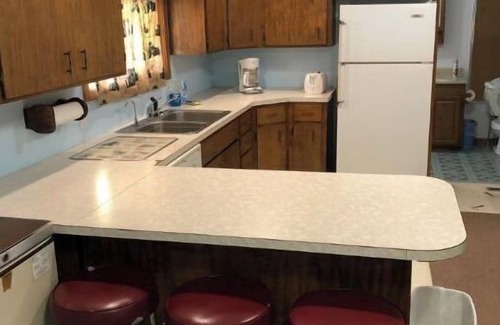 Orleans House | Bantam's Cabin your home away from home!