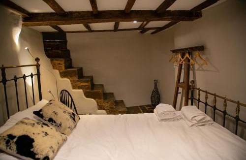Adderbury House | Banwell - 4 bedroom Cotswold cottage, Oxfordshire