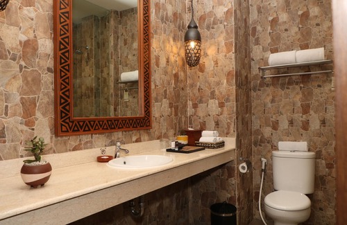 Prigen Hotel | Baobab Safari Resort