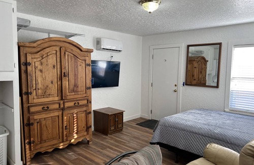 Dumas Apartment | Barbeque, Patio, Covered Parking, Pet Friendly,5 min from Airport & courtesy car