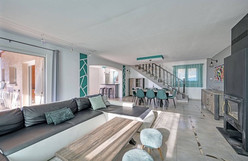 Joyeuse House | Barbouillet - Maison avec piscines partagées