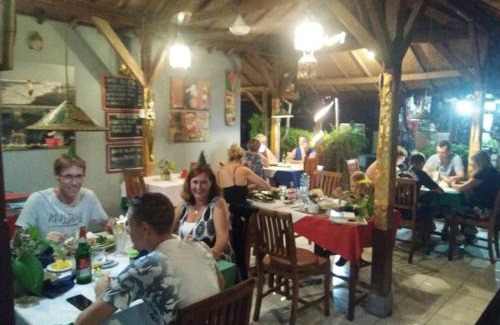 Lovina Apartment | Barclona Guesthouses Lovina