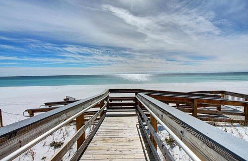 Villages of Crystal Beach House | Barefoot by the Sea