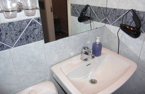 Kirkenes Hotel | Barents Frokosthotell