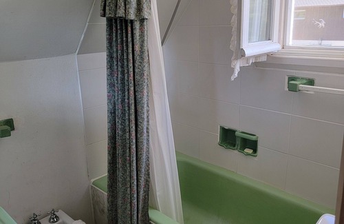 Nahuel Huapi Bed & Breakfast | Bariloche Exclusive Lodge – Forest, Mountain and Lakeview