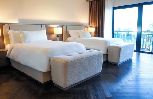 Central Beach Hotel | Barley House