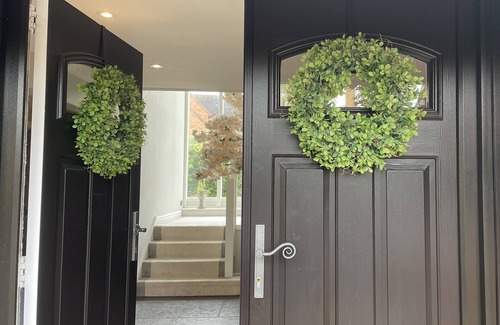 Long Marston House | Barn Conversion on the Edge of the Cotswolds. Cycle Route to Stratford Upon Avon