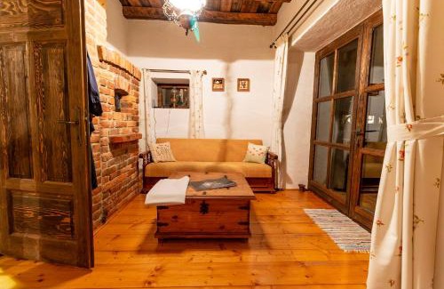 Pauleni-Ciuc House | Barn guesthouse/Csűr vendégház