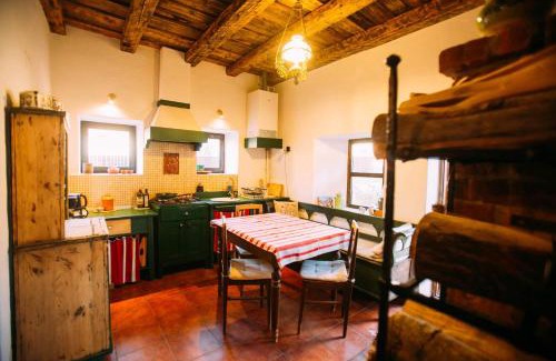 Pauleni-Ciuc House | Barn guesthouse/Csűr vendégház