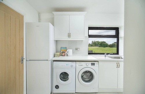 Stafford House | Barn House & Spacious & Countryside