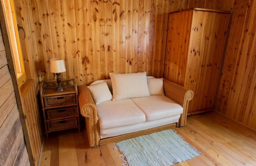 Tarnaszentmaria Apartment | Barna Faház