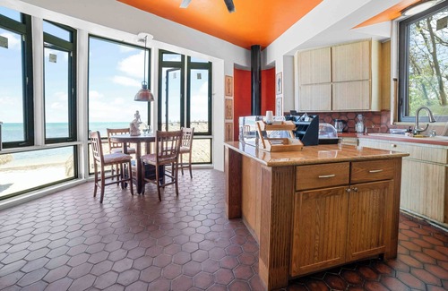 Long Beach Estates Bed & Breakfast | Barnacle Resort