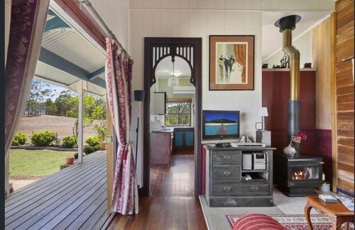 Mount Barney Cabin | Barney Creek Vineyard Cottages