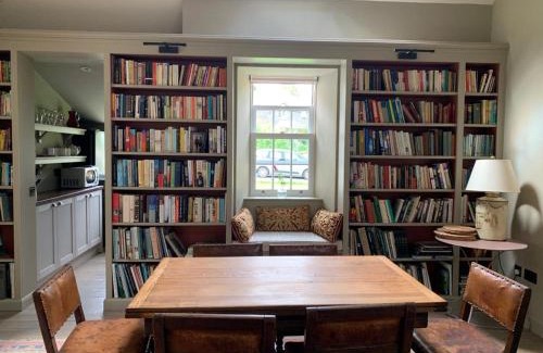 Kirkton Manor House | Barns Library