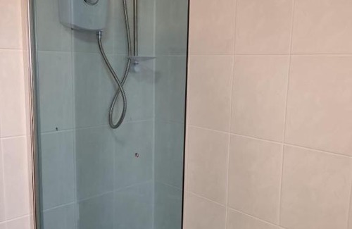 Douglas and Angus House | Barolo House - Quiet Residential Town House