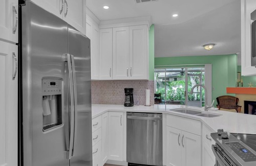 Coralstone Condo | BARRIER ISLAND GEM! Private Ocean Access, Pool, Great Community, and Super Host