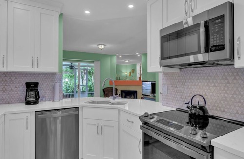 Coralstone Condo | BARRIER ISLAND GEM! Private Ocean Access, Pool, Great Community, and Super Host