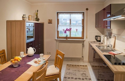 Viereth-Trunstadt Apartment | Barrierefreie FeWo (80qm) für 4 Personen mit liebevoller Einrichtung