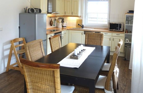 Ratzeburg House | Barrierefreies Ferienhaus zum Wohlfühlen - Ferienhaus, EG, 2 Schlafzimmer