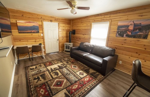 Fort Valley Cabin | Basecamp at Snowbowl