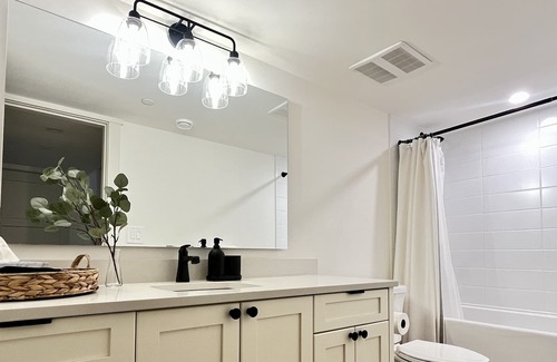 Willoughby Apartment | Basement suite near Langley Events Centre