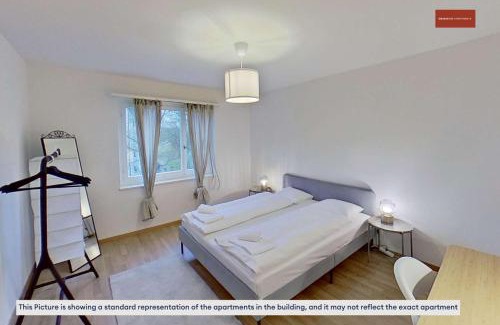 Seebach Apartment | Basic 1BR in Seebach, Tram-Connected