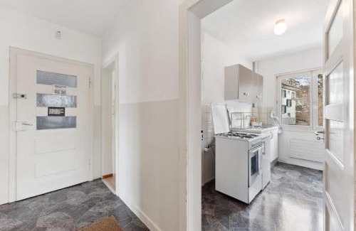 Seebach Apartment | Basic 2BR Apartment with Full Kitchen