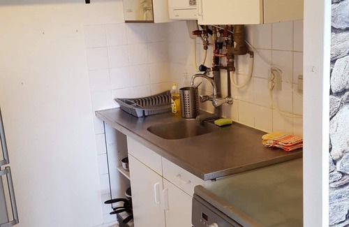 Bijlmer-Centrum Apartment | Basic Studio Apartment Near Amsterdam Arena