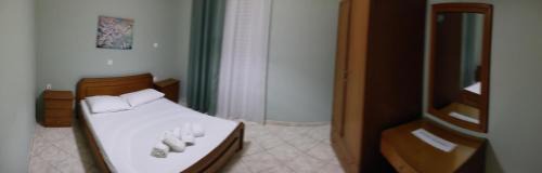 Parga Apartment | Basilis room 2