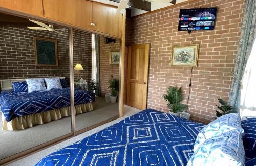 St. Georges Basin House | BasinWaterStays Waterfront Jetty - Brm2
