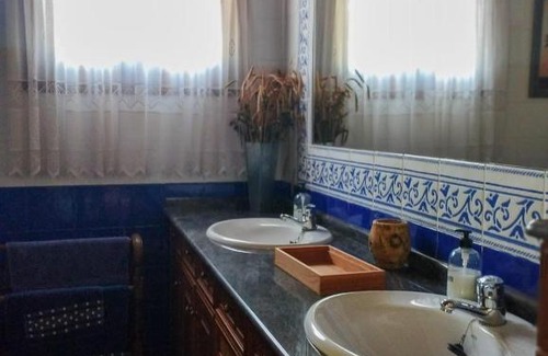 Berango House | Basoeta