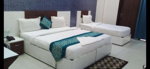Sector 39 Hotel | Basra Hotel , A Unit Of AT MANPOWER SERVICES
