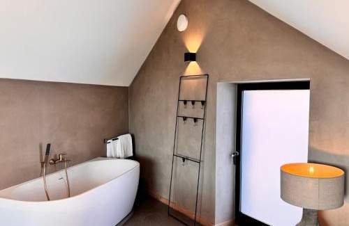 Bohon House | Basse Cour