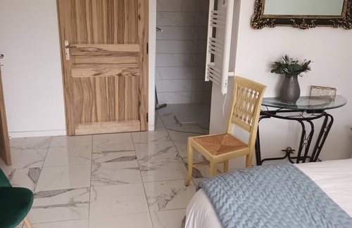 Salon-de-Provence House | bastide des martelieres
