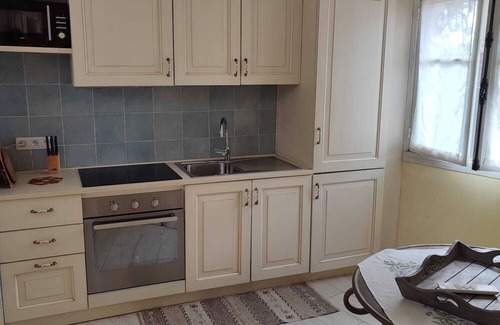 La Roquette-sur-Siagne Apartment | Bastide provenzal in the county and 5 km from the beach