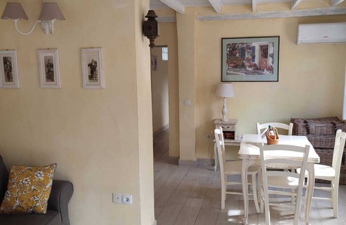 La Roquette-sur-Siagne Apartment | Bastide provenzal in the county and 5 km from the beach