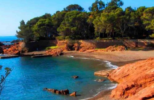 Boulouris-sur-Mer Apartment | Bastidon, front de mer jardin parking, saint raphael