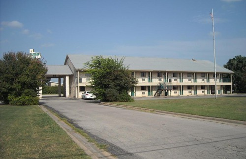 Bastrop Hotel | Bastrop Inn