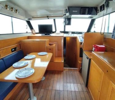 La Condamine Boat Rental | Bateau tout confort au Port de Monaco