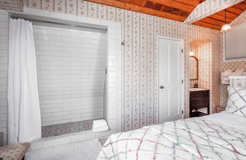 Oak Park Bed & Breakfast | Bath Street Inn B & B, Santa Barbara