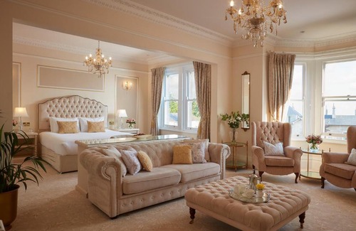 Newton St Loe Hotel | Bathen House Boutique Hotel