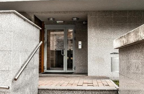 Srodmiescie Apartment | BatogoSpot Tumski