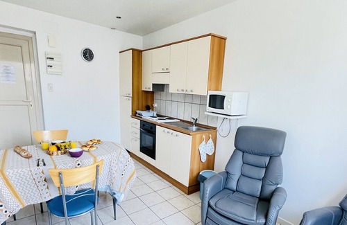 Forges-les-Bains Apartment | Baudelaire: Apartment 300 metres from the thermal baths