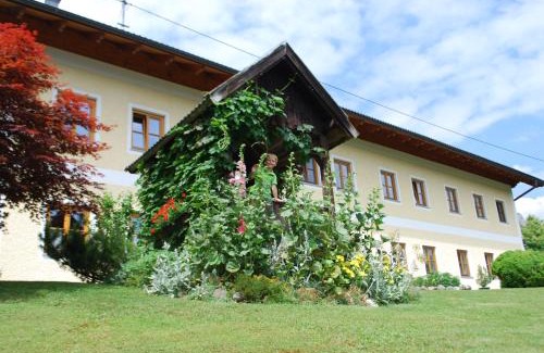 Altmuenster House | Bauernhof "Unteres Feld"