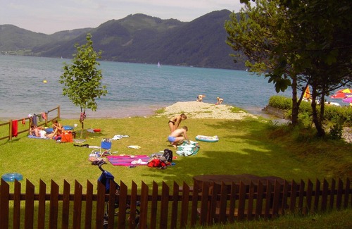 Nussdorf am Attersee Apartment | Bauernhof Zesch - Holiday apartment no. 2 - View of the lake and mountains
