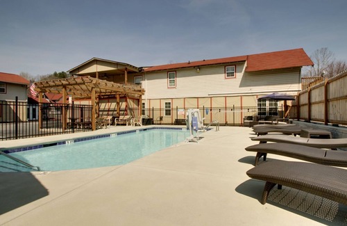 Helen Apartment | Bavarian Brook Unit 3