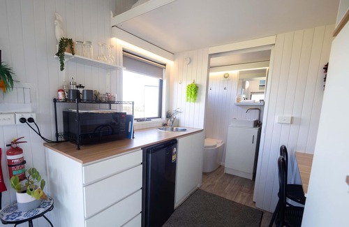 Lake George House | Baxter at Lake George Winery by Tiny Away