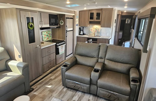 Port Bolivar House | Bay Breeze Escape – Imagine Bumper Pull - Sleeps 5