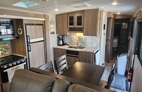 Port Bolivar House | Bay Breeze Escape – Imagine Bumper Pull - Sleeps 5